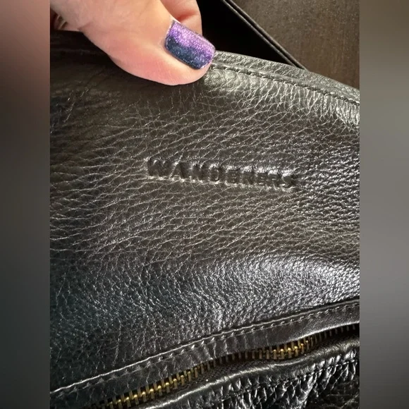 Wanderers Travel Co Beatrice Crossbody Black Leather - Picture 2 of 12